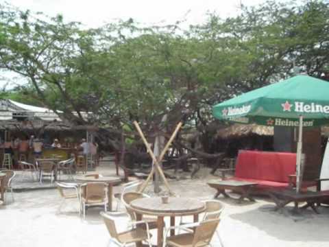 Moomba’s Beach Bar & Restaurant ~ Aruba
