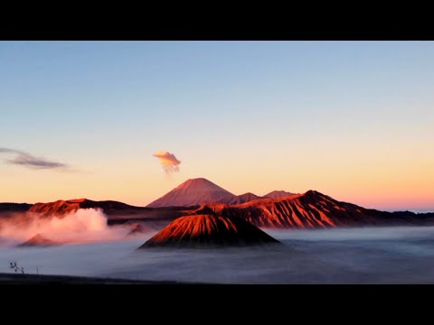 Sunrise at Mount Bromo Indonesia ★ Incredible Timelapse Video ★ HD