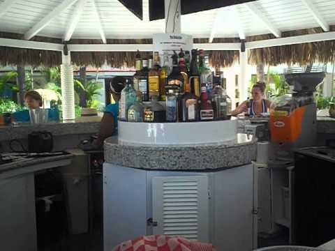 crucero horizon .the beach bar en palm beach aruba.