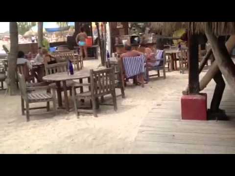 Aruba Moomba Beach 2013