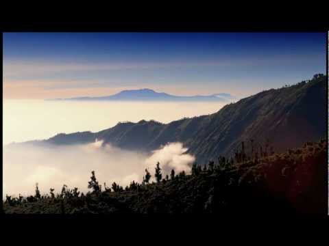Mount Bromo HD Timelapse Movie by Justin Ng