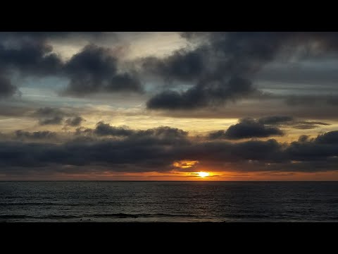 Dark Clouds Sunset | Timelapse