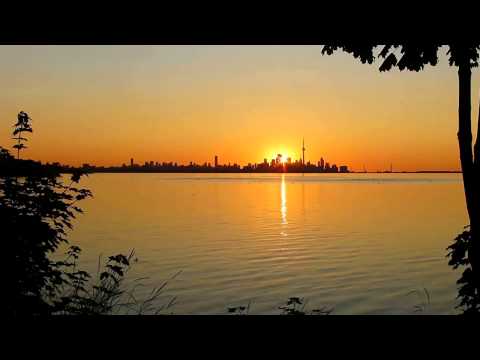 Toronto Sunrise – Time-lapse