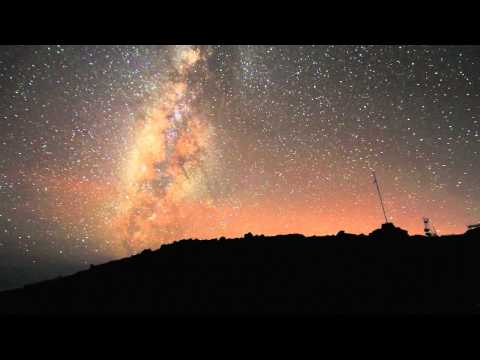 Haleakalā – Sunset to Sunrise [time-lapse]