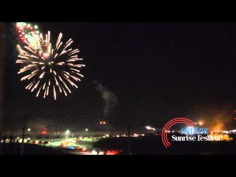 2014 Inuvik Sunrise Festival – Time Lapse Fireworks